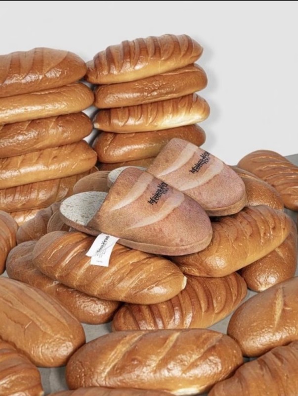 Create meme: tommy cash loaf slippers, Tommy Cash's sneaker loaves, bakery products