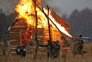 Создать мем: сгоревший дом, пожар на даче, сгорела баня