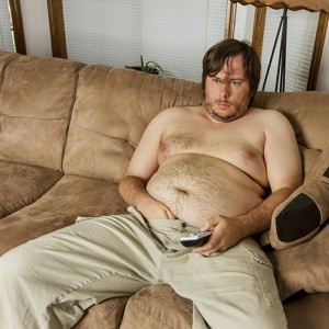 Создать мем: толстый человек на диване, мужчина, толстые мужчины на дивине