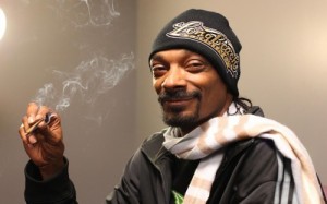 Create meme: marijuana, Snoop Dogg, Avenue of stars, Snoop Dogg 2018