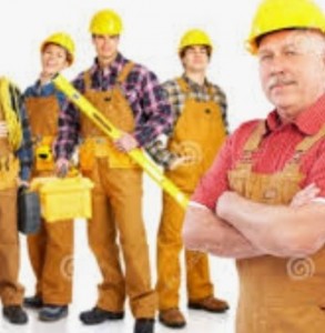 Создать мем: строительные услуги, плотницкие работы, бригадир