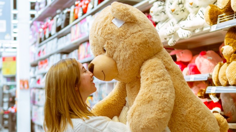 Create meme: Hamleys bear, toy , Bear in the supermarket