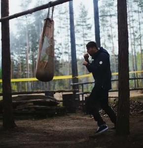 Создать мем: запомните твари я не сломаюсь, запомните твари шаблон, запомните твари мем шаблон