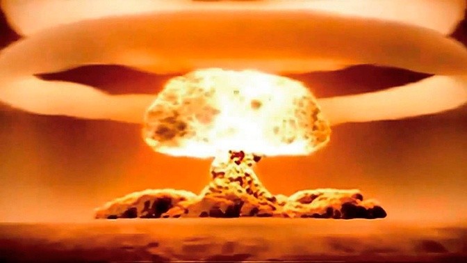 Create meme: atomic explosion , bomb explosion, atomic bomb explosion