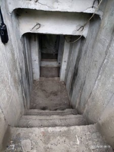 Создать мем: подземный бункер в козе эстония, подземный бункер, бункеры