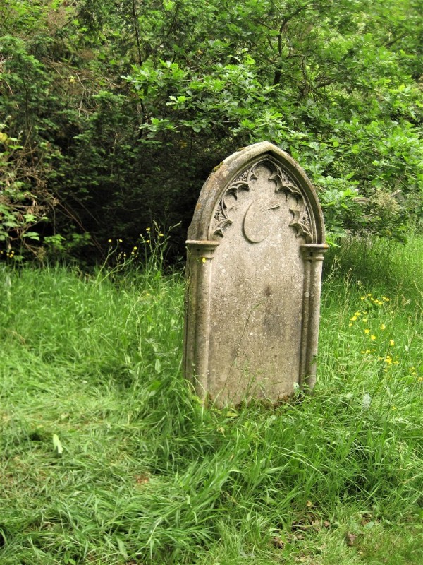 Create meme: a fresh grave, Robin Hood's grave, monument grave