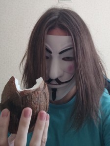 Создать мем: человек, разрисовать маску анонимуса для девочки из тик тока красиво, разрисованная маска анонимуса