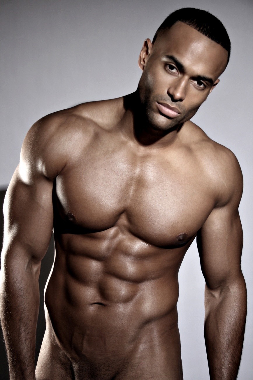 Создать мем "daniel, black man model, fitness model" .