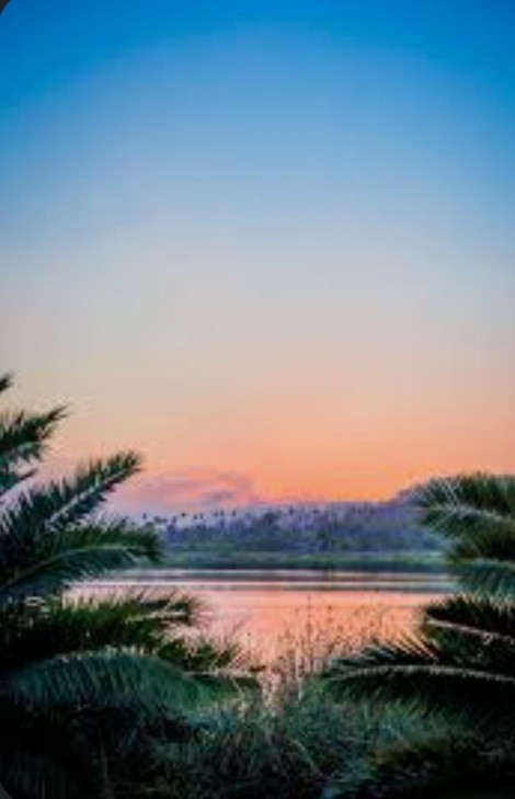 Create meme: lake sunset, santa barbara desktop wallpapers, blurred image