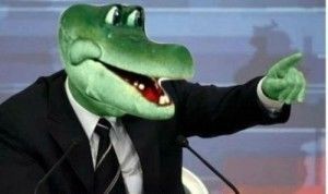 Создать мем: ловите чиновника крокодил гена, крокодил гена ловите наркомана, крокодил гена рептилоид