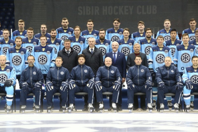 Create meme: hockey club Dynamo Moscow, hockey team Dynamo Moscow, siberia hockey club