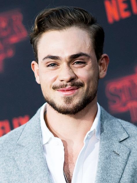 Создать мем: дакре монтгомери билли, дакре монтгомери 2022, dacre montgomery