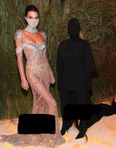 Создать мем: вечернее платье, высокая мода, кайли дженнер мет гала 2017