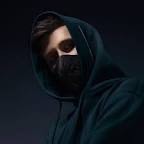 Создать мем: никита кулик, alone alan walker, человек