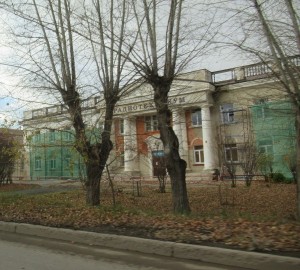 Create meme: Gagarina street 28, photo Frunze street, the house 43, the building