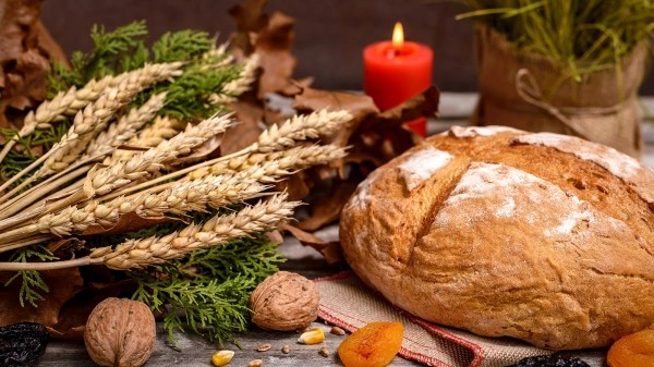 Create meme: rye bread, bread on the table, ears of bread