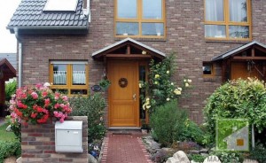 Create meme: vestibule with porch of a private house, the facade of the house, facing the house