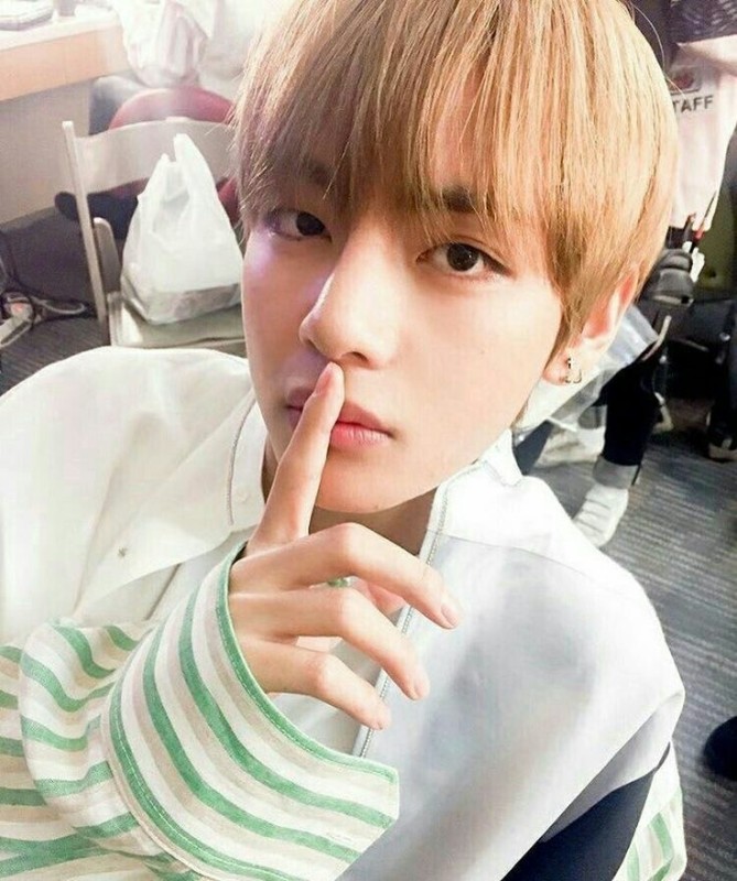 Create meme: taehyung, bts taehyung, taehyung kim