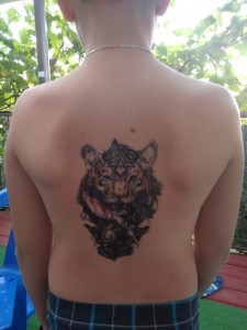 Создать мем: wolf tattoo, тату, татуировки