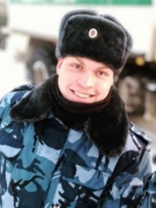 Создать мем: сотрудник фсин, мальцев денис евгеньевич, сержант полиции зимняя форма