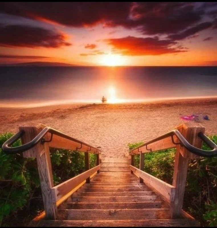 Create meme: romantic landscape, beautiful sunset view, beach sunset