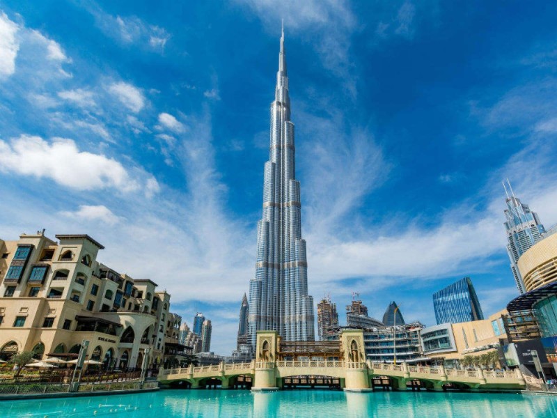 Create meme: burj khalifa tower, burj khalifa tower in dubai, burj khalifa in dubai