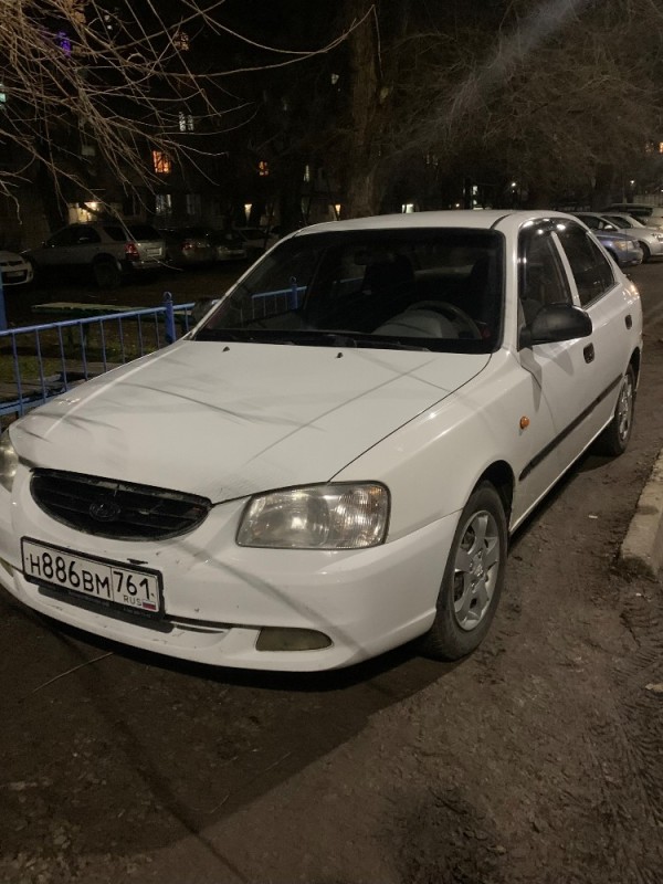 Создать мем: Hyundai Accent III, hyundai accent 2008, hyundai accent 1