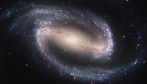 Создать мем: ngc 1300, спиральная галактика млечный путь, спиральная галактика с перемычкой