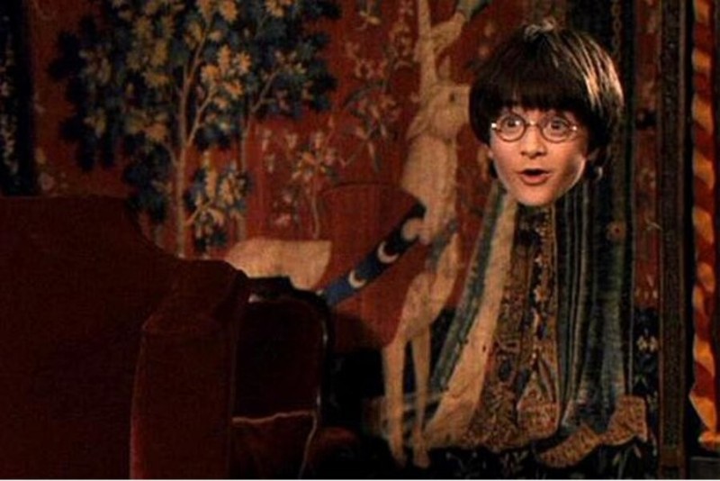 Create meme: the mantle of invisibility Harry Potter, Harry Potter , The invisibility cloak harry potter
