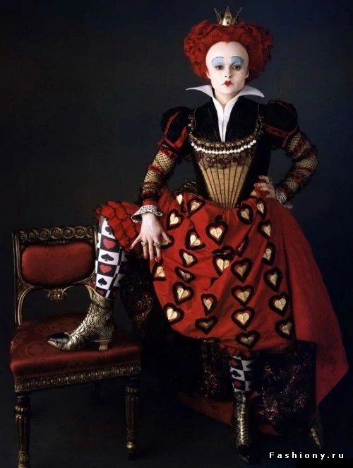 Create meme: The red queen from Alice, The red Queen Alice in Wonderland, Helena Bonham Carter The Red Queen
