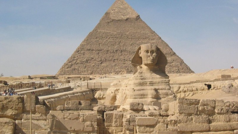 Create meme: the pyramid of Cheops , seven wonders of the world, the egyptian sphinx