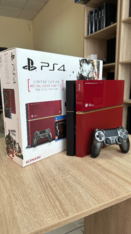 Create meme: playstation 4 metal gear solid 5 limited edition, sony ps4 metal gear solid edition, ps4 mgs edition