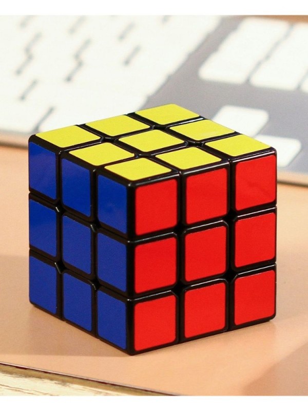Создать мем: кубик рубик, кубик рубика цвета, головоломка кубик рубика