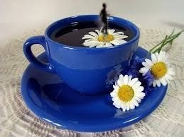 Создать мем: чай в синей чашке, доброе утро красивые, открытки доброе утро