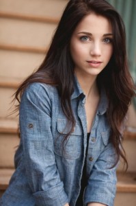 Create meme: beautiful girls, cute girl, Emily Rudd