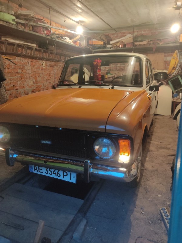 Create meme: moskvich-412, moskvich 2140 car, moskvich car