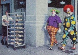 Создать мем: детский клоун, лего цирк клоун рональд, клоун джокер хоакин феникс