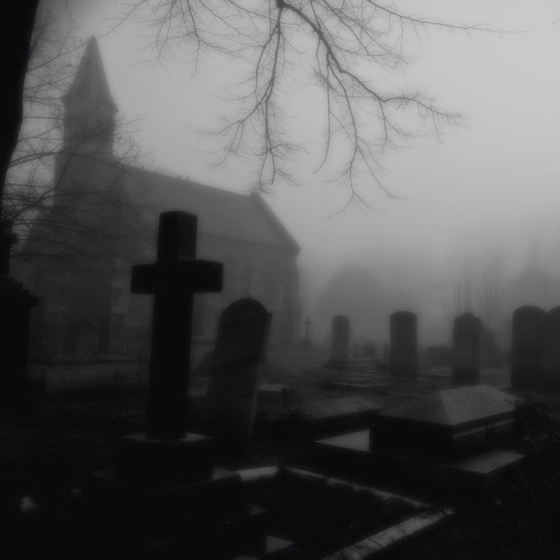 Create meme: graveyard, the cemetery is scary, the cemetery is gloomy