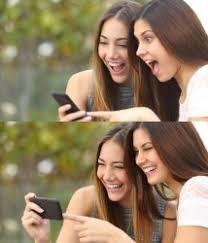 Создать мем: две девушки улыбаются, девушка, подруги советуют