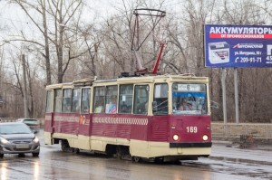 Создать мем: саратов трамвай 5, 71-605 (ктм-5м3) красноярск 009, ктм 5 мариуполь