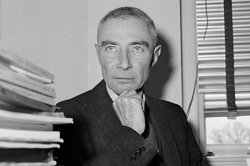 Create meme: Robert Oppenheimer, Robert Oppenheimer Manhattan Project, Ernest Lawrence Oppenheimer