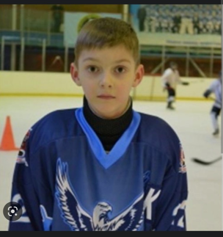 Create meme: boy , kirilenko dmitry ivanovich hockey player, alexander dmitrievich filippov moscow hockey player