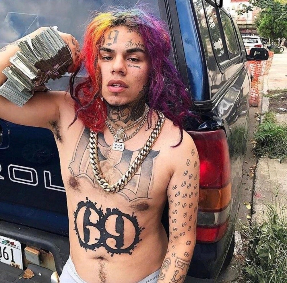 Рэпер 6ix9ine