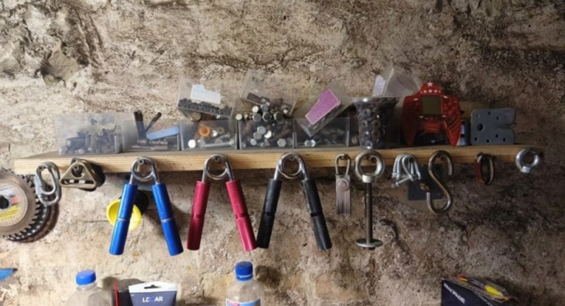 Создать мем: панель для инструментов в гараж, для инструментов на стену, порядок в гараже