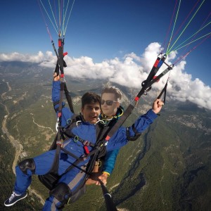 Create meme: paraglider, paragliding, to jump with a parachute