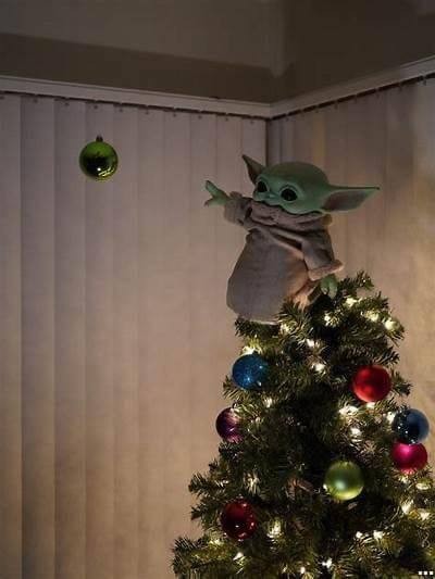 Create meme: yoda on the Christmas tree, a star wars-style Christmas tree, yoda and christmas tree new year decor