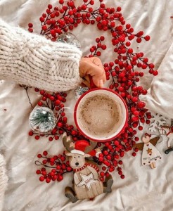 Create meme: coffee break, morning coffee, berries snow coffee