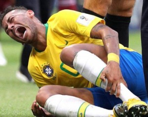 Create meme: football, neymar faking photo, neymar malingerer 2018