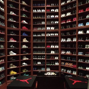 Создать мем: dj khaled sneaker, dj khaled коллекция кроссовок, sneaker shop