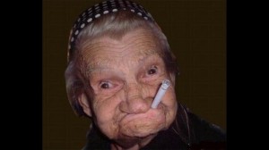 Создать мем: поехавшая бабка, бабка, бабка с сигаретой в зубах